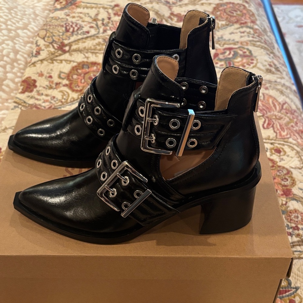 Steve Madden Black Buckle Ankle Boots